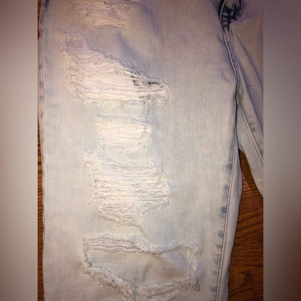 Light Blue Wash Ripped Jeans - Picture 3 of 4